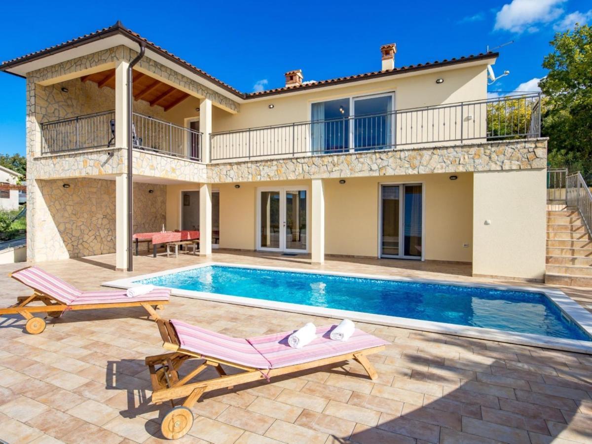 Villa Valente With Pool Лабин Экстерьер фото